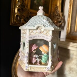 Precious Moments night light